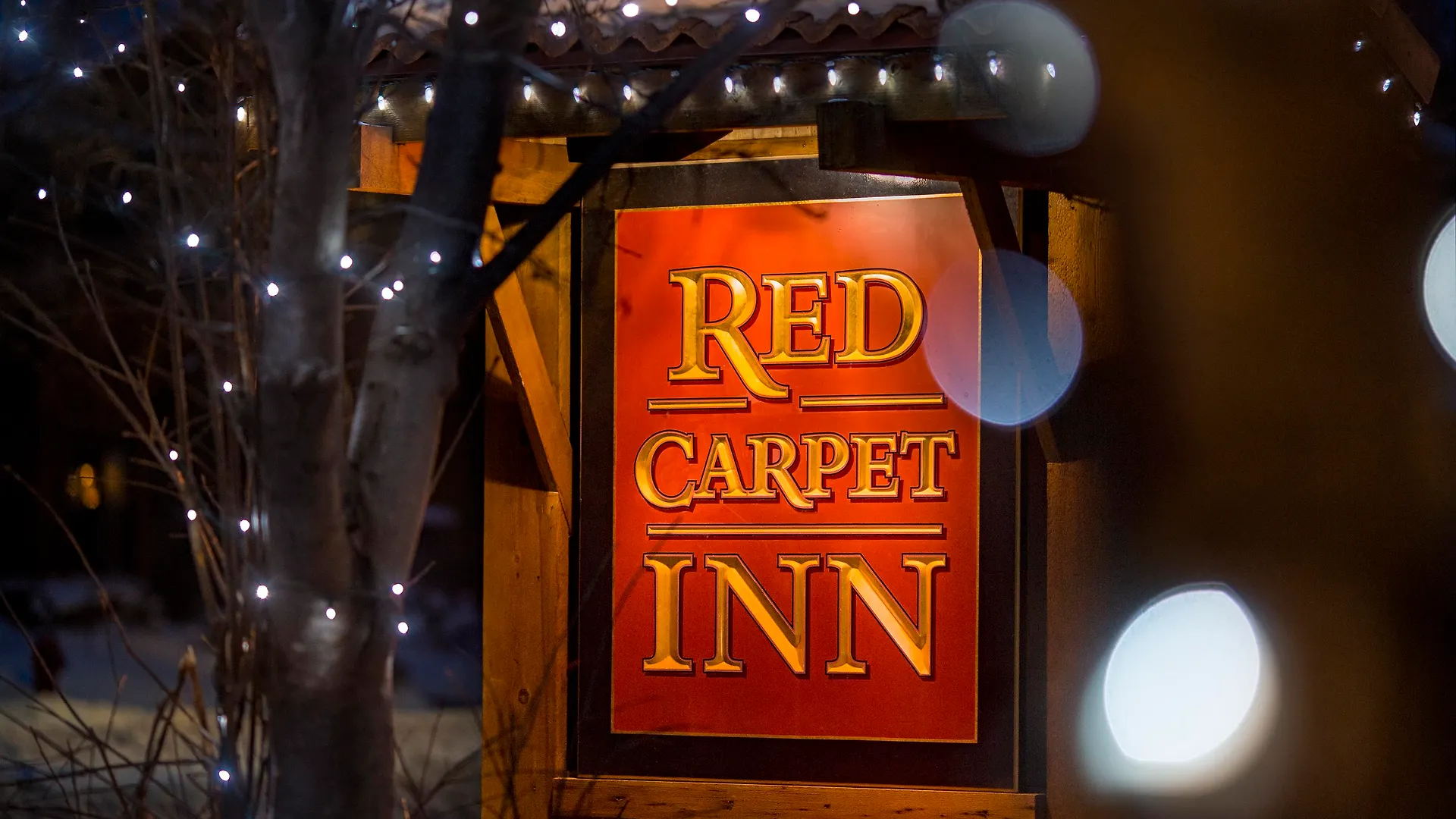 Red Carpet Inn Banff 3*,