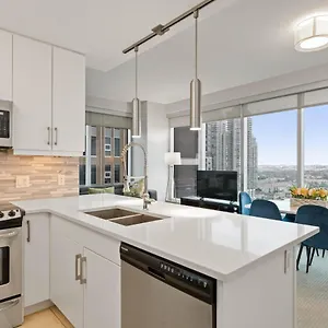 https://simply-comfort-stylish-downtown-condos.calgaryhotelsearch.com