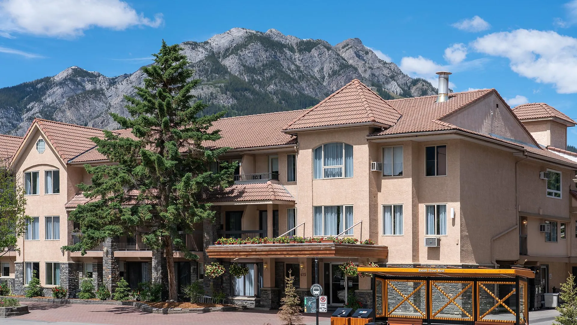 Hotel Red Carpet Inn Banff