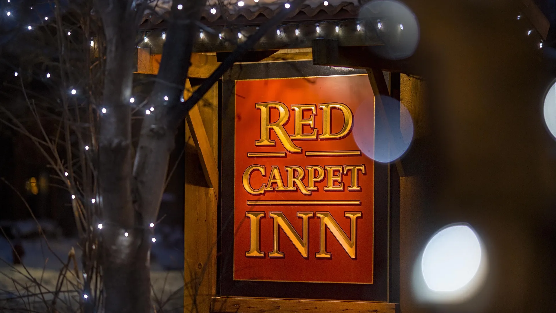 Red Carpet Inn Banff 3*,